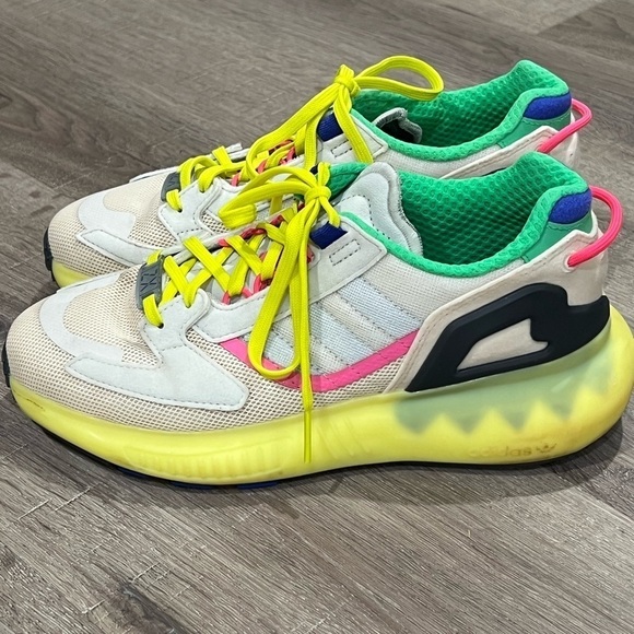 Women’s Size 6 Adidas ZX Ultraboost Yellow Pink Sneaker EUC Shoe - Picture 1 of 10